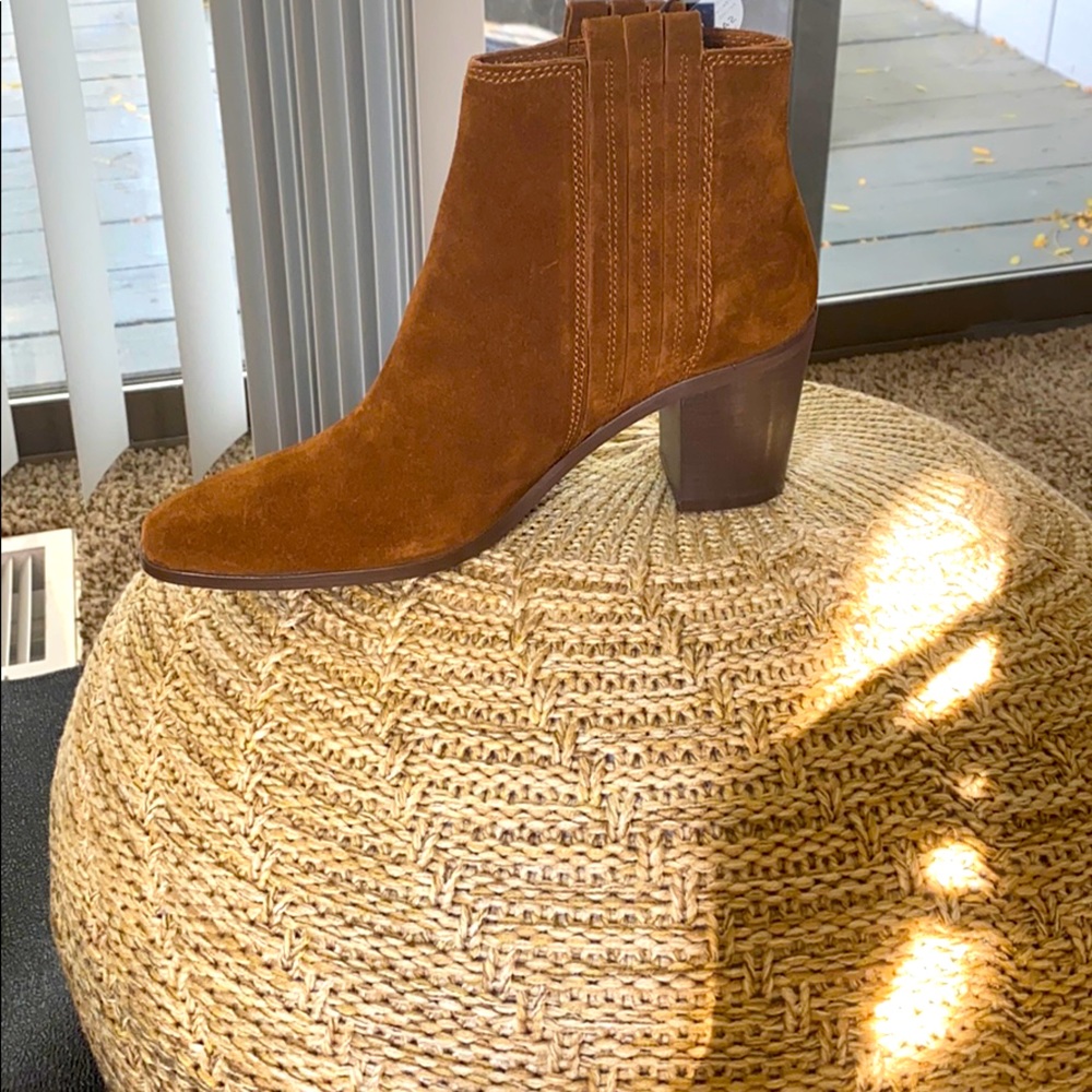 Brand new Mango leather boots!!